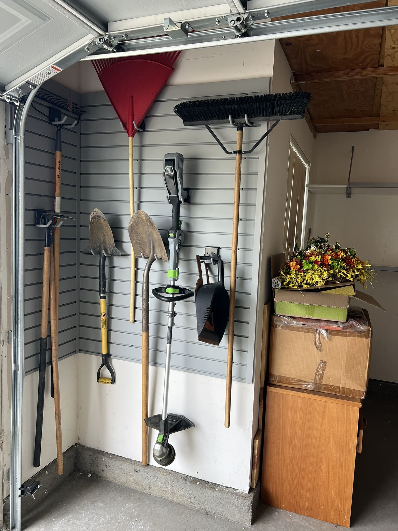 Slatwall Garage Systems: Can They Really Outperform Traditional Shelving?