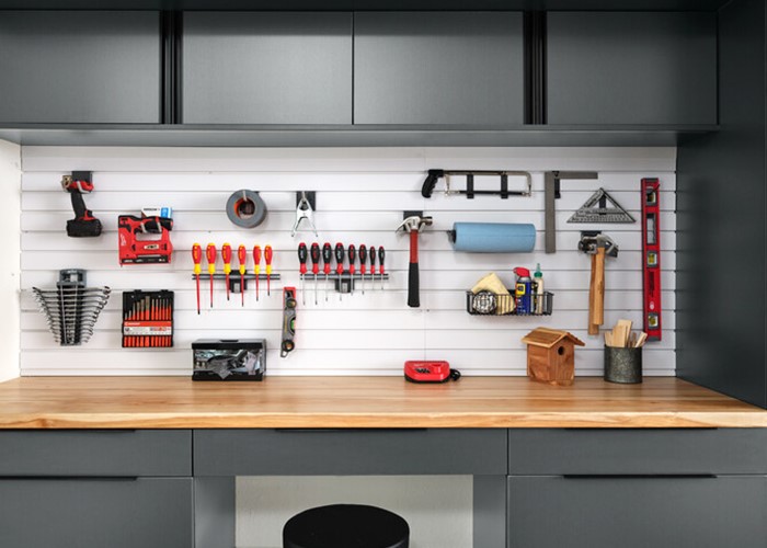 What Makes Garage Cabinets Work Better With the Best Slatwall for Garage Use?